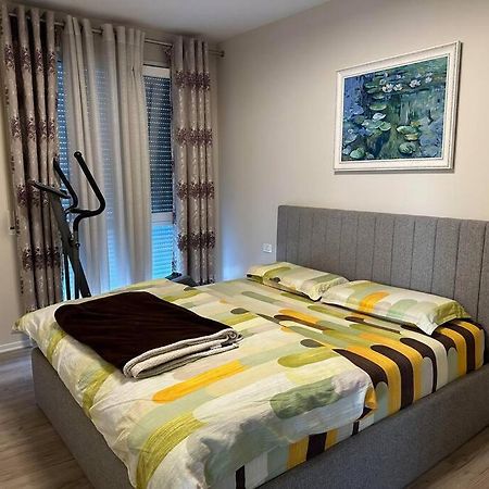 Family Friendly 2 Bedroom Apartment Eden Gardens Tirana City Center Dış mekan fotoğraf