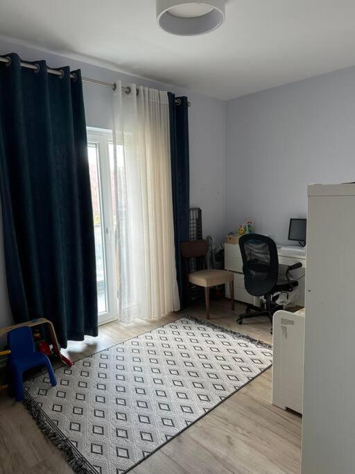 Family Friendly 2 Bedroom Apartment Eden Gardens Tirana City Center Dış mekan fotoğraf